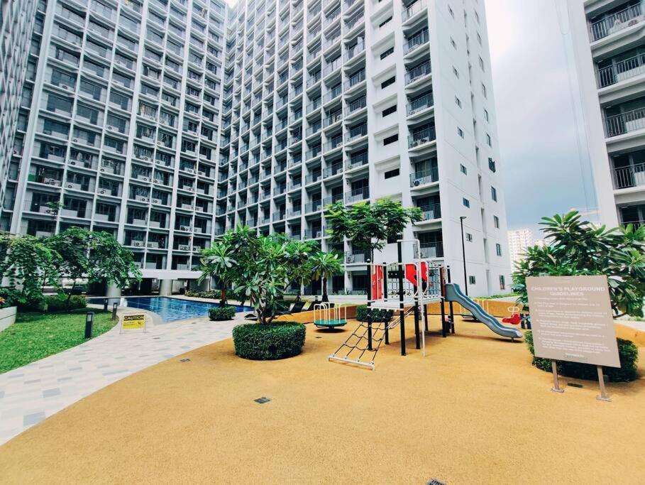 Apartment Moa Pasay 1478 Elegant Staycation Near Okada Cod