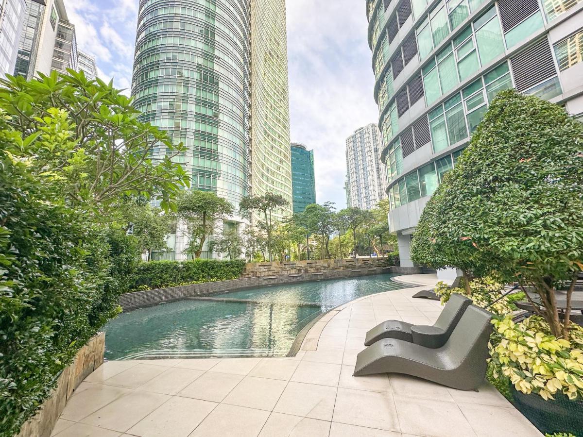 Apartment Avant Spacious Sanctuary With The View In Bgc Manila