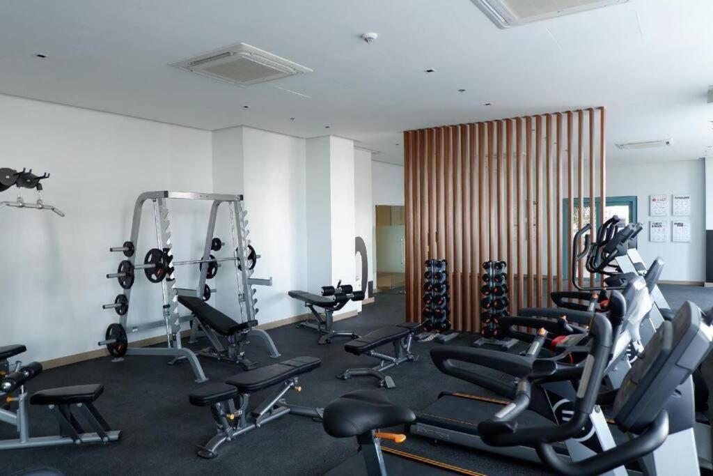 Vibrant Urban Getaway In Bgc *