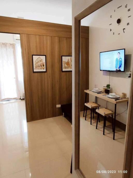 Cozy Unit At Fame Metro Apartment *