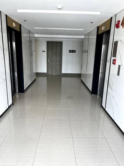 Apartment Cozy Unit At Fame Metro Manila