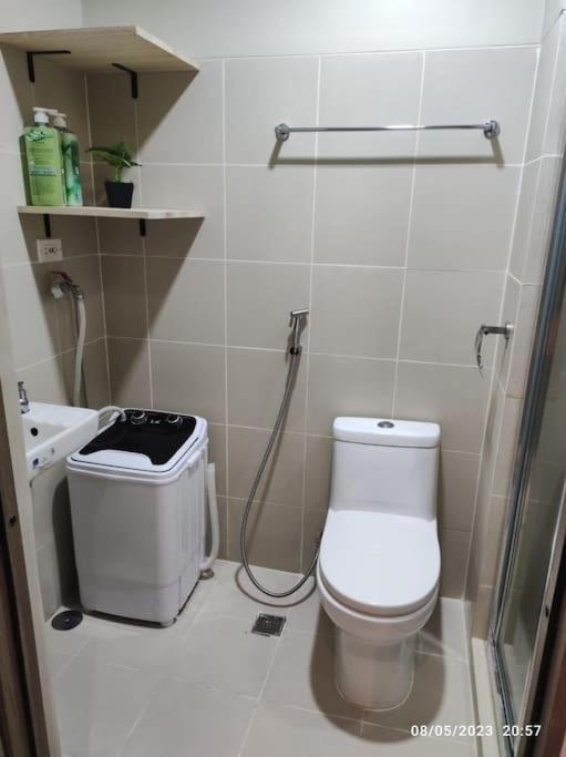 Cozy Unit At Fame Metro Apartment *