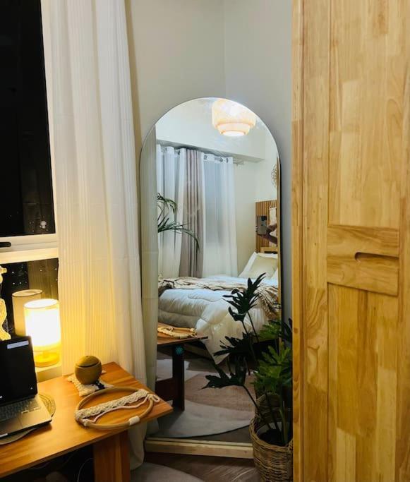 Cozy Quarters * Manila