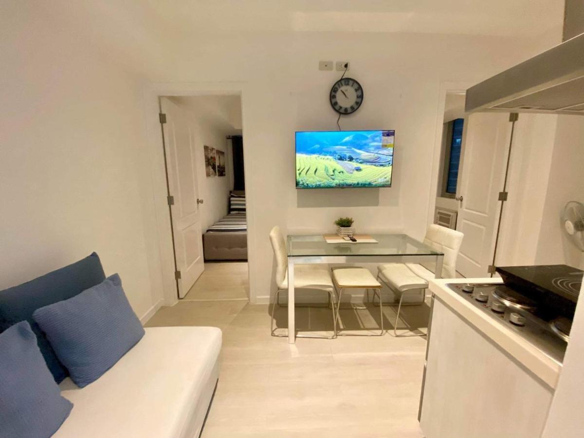 2 Bedroom Azure Beachview Apartment