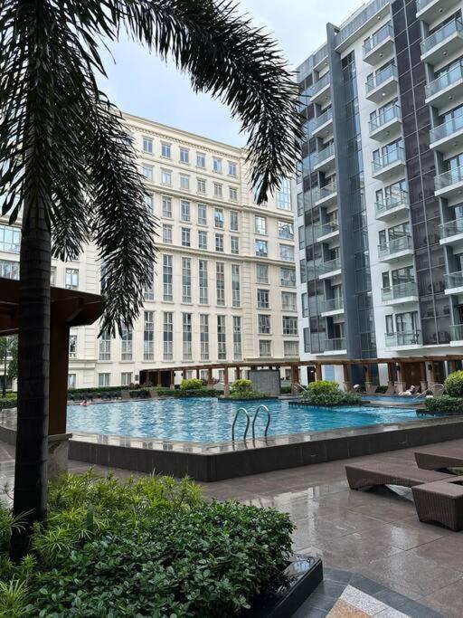 Airport Naia Terminal 3 Insane Interior Apartment Manila