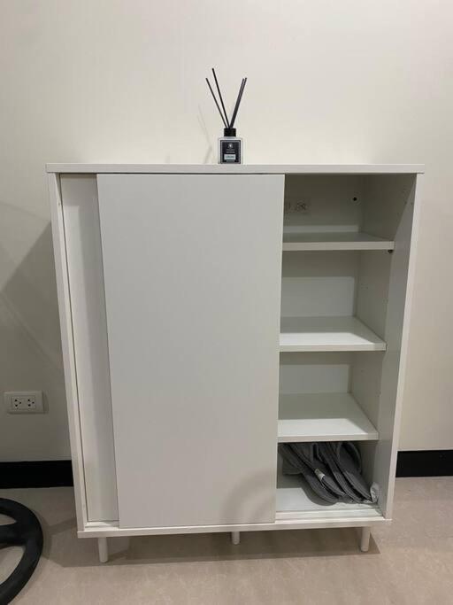 Modern 1br