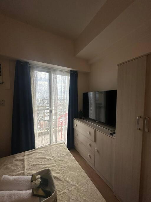 Le Vista De Mamas Staycation. Apartment Manila