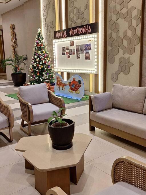 Le Vista De Mamas Staycation. Manila