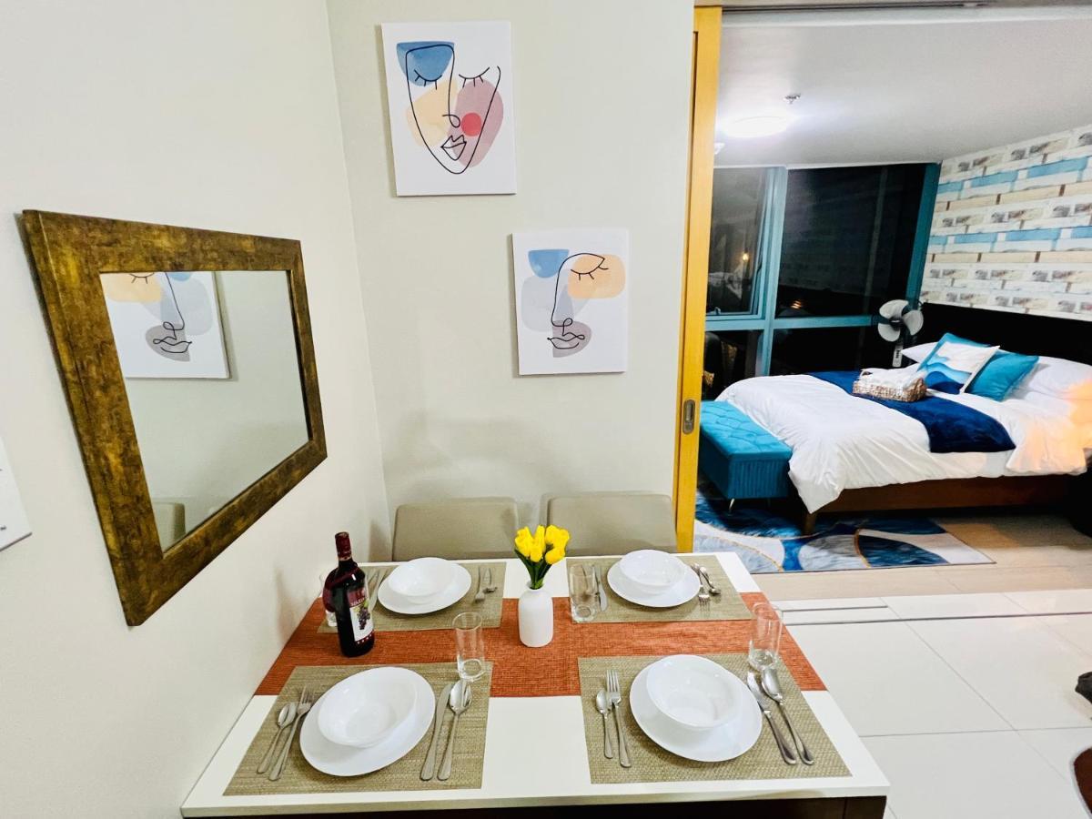 Bgc Luxury - Pool, Wi-fi, View - 17 Apartamento
