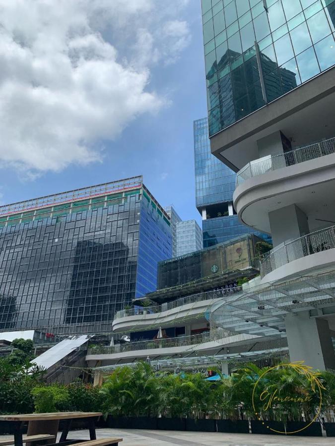 Uptown Parksuites *