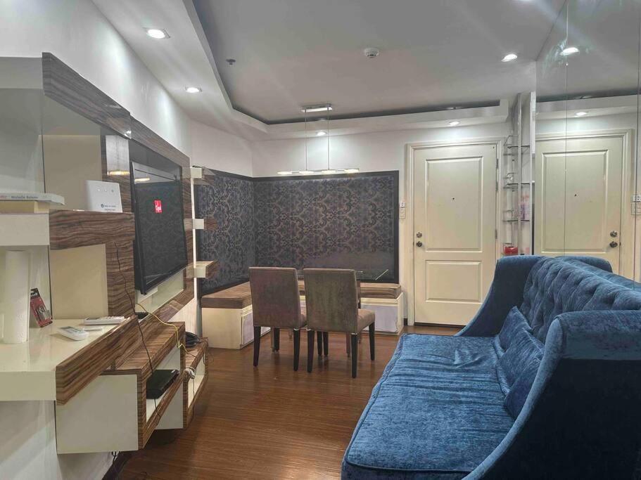 Apartment Gramercy Residences 1 Bedroom With Balcony Facing Garden Lower Floor *
