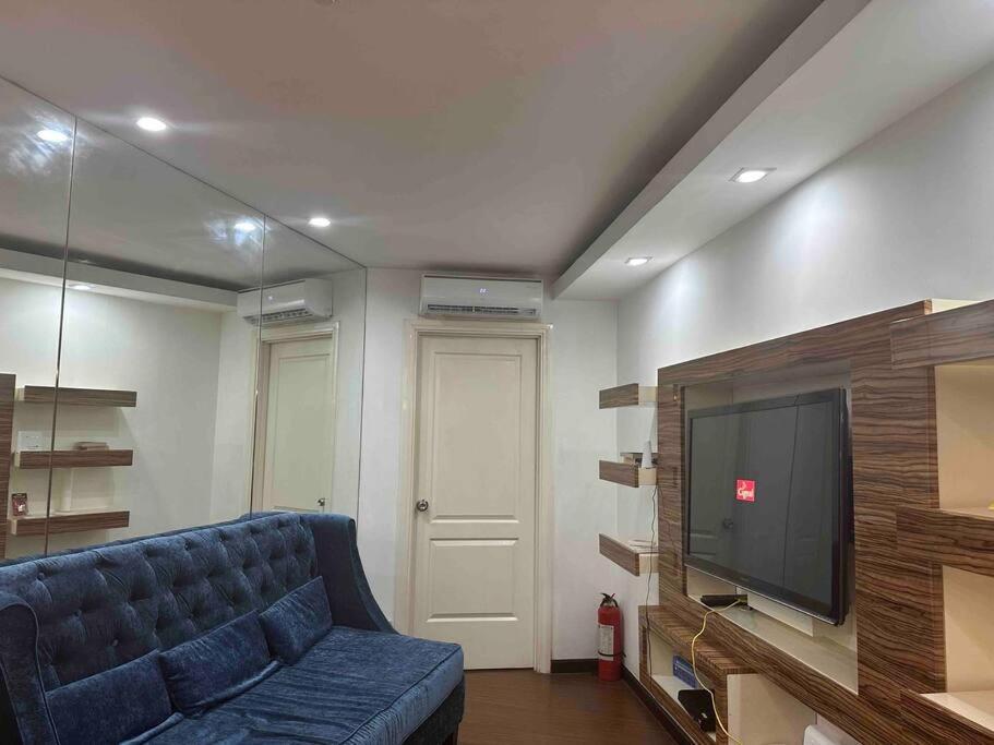 Gramercy Residences 1 Bedroom With Balcony Facing Garden Lower Floor *