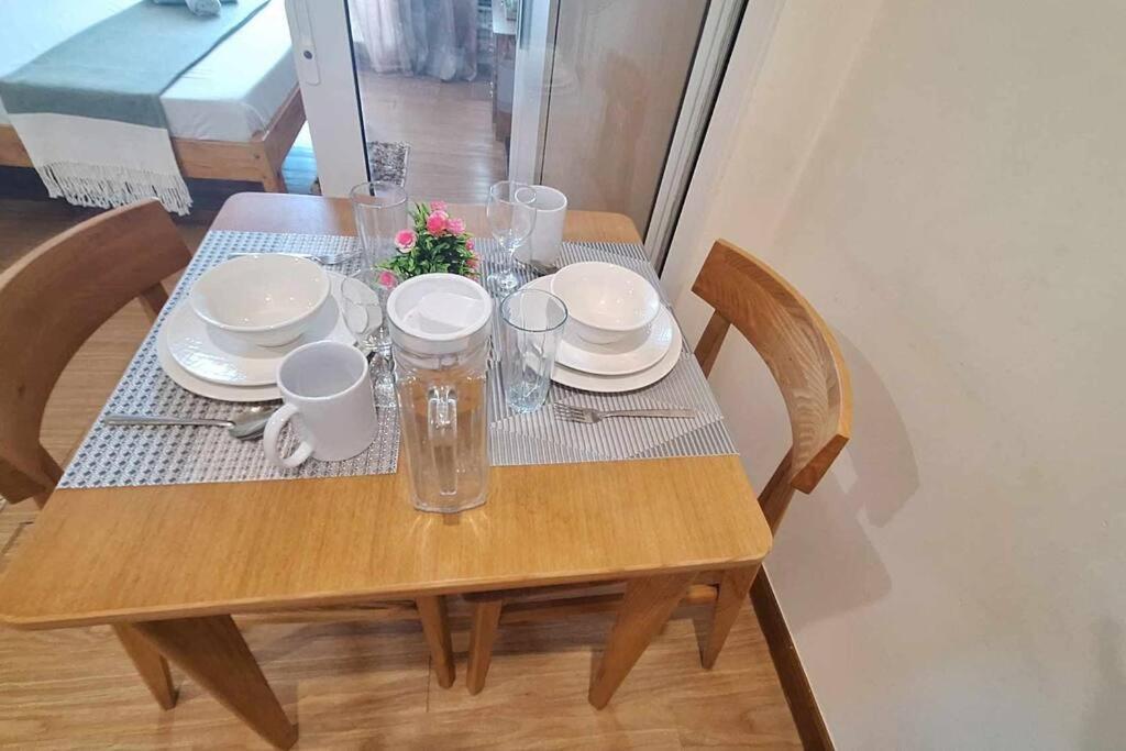 Cozy 1br With City And Nature View In Azure * Manila
