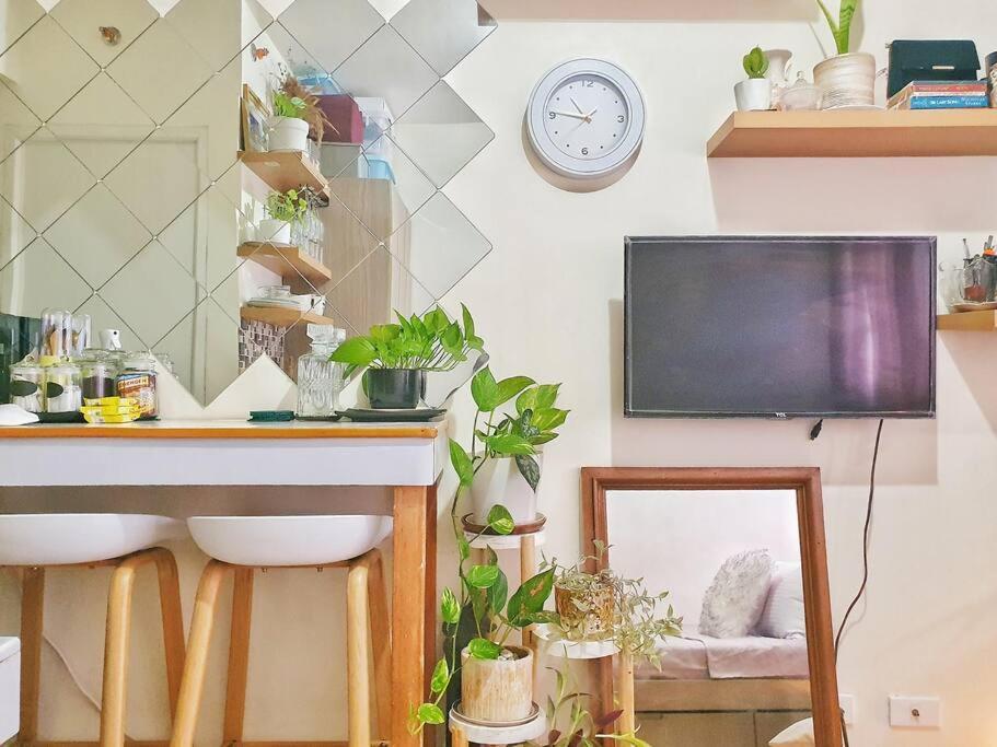 Netflix & Chill At A Cozy Place Apartment