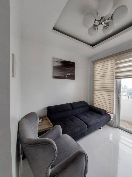 Apartment Budget Family W Free Pool Access In *