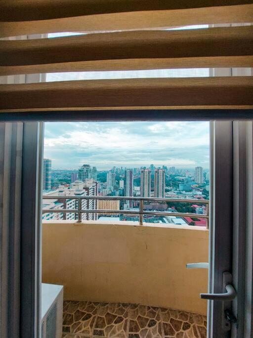 Budget Family W Free Pool Access In Apartment *