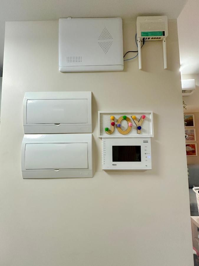 Apartment 1br Bgc Uptown Modern Netflix 200mb Wifi