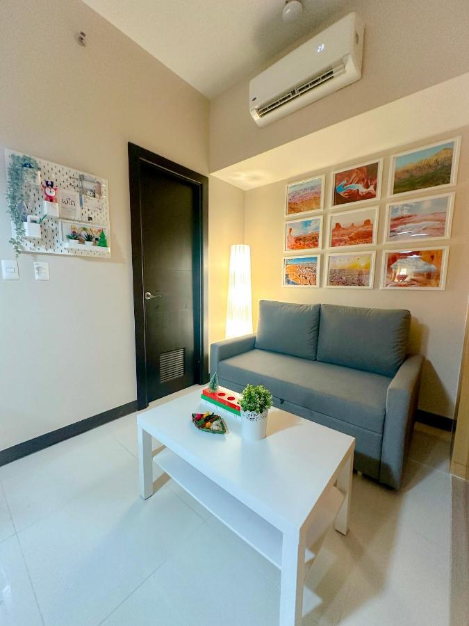 1br Bgc Uptown Modern Netflix 200mb Wifi Apartment