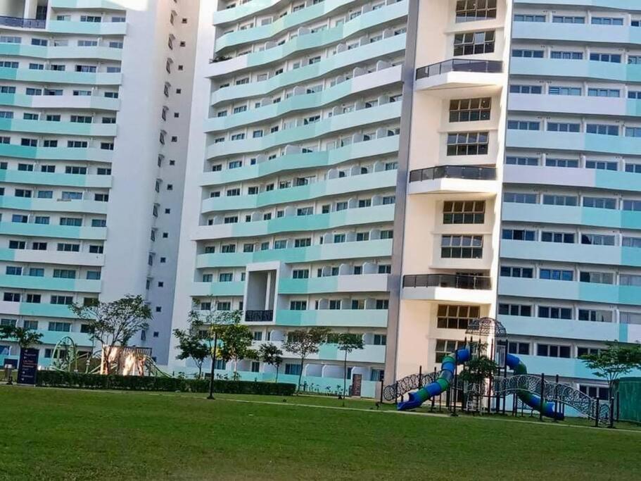 Apartment Feby Staycation Manila