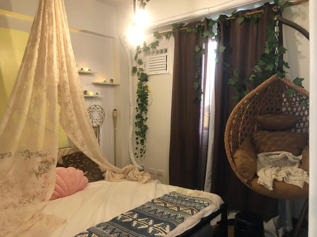 Apartment Sucat The Atherton Residential C1516- Two Bedroom With Pool & Balcony, Amenities View In Sucat Paranaque Facing Memorial Near Sm Bf Homes - Staycations By Sms Manila