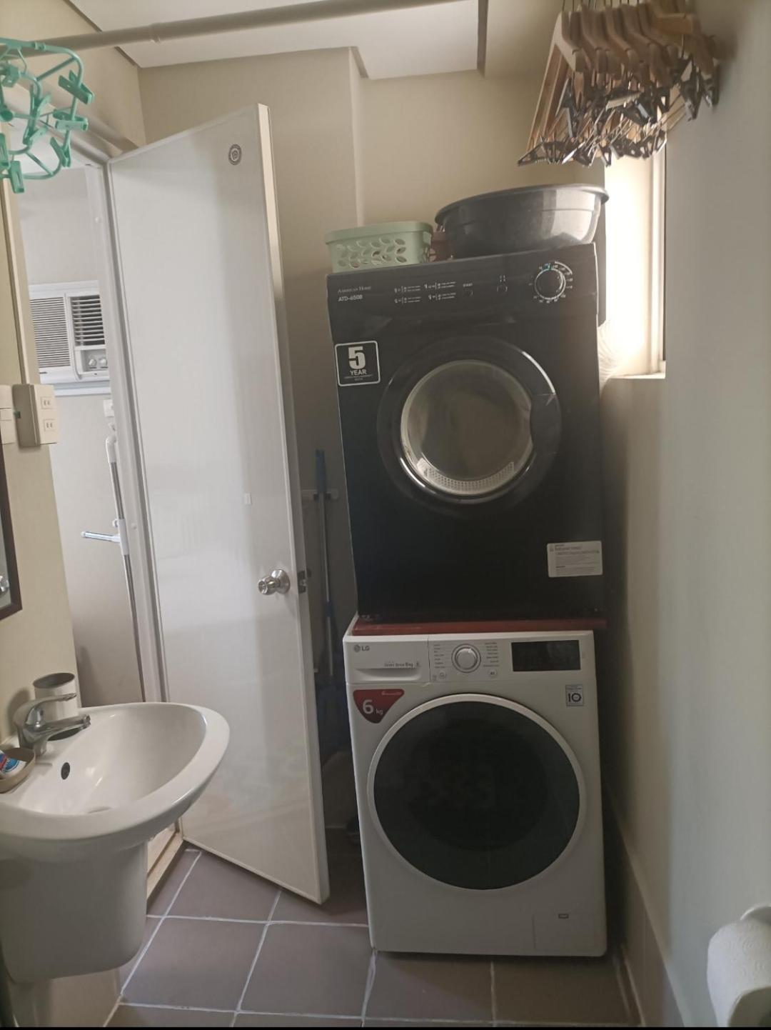2br Avida Tower Near Naia Airport