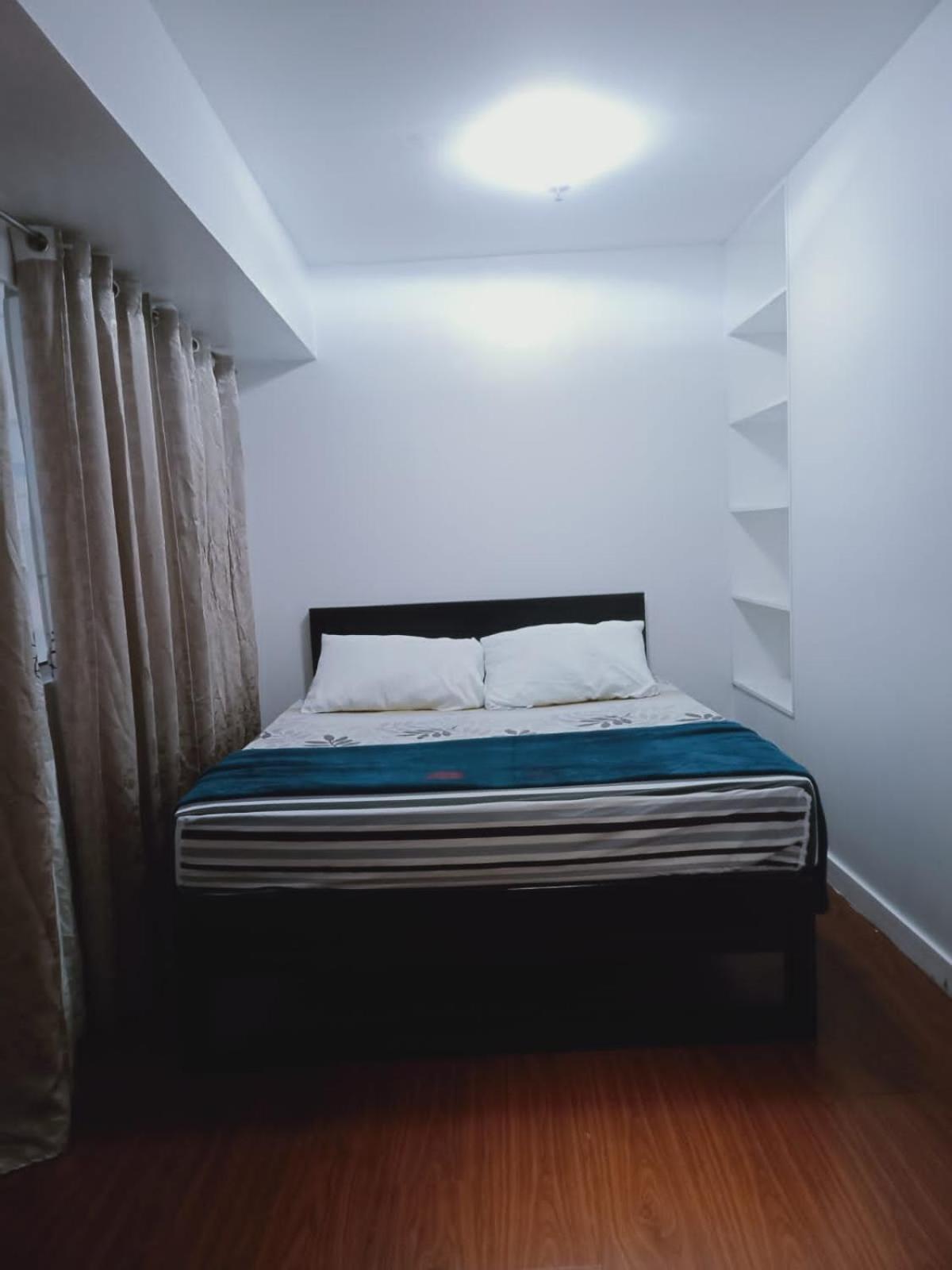 Apartment 2 Bedrooms Units Forbes Area 5th Avenue Bgc Center