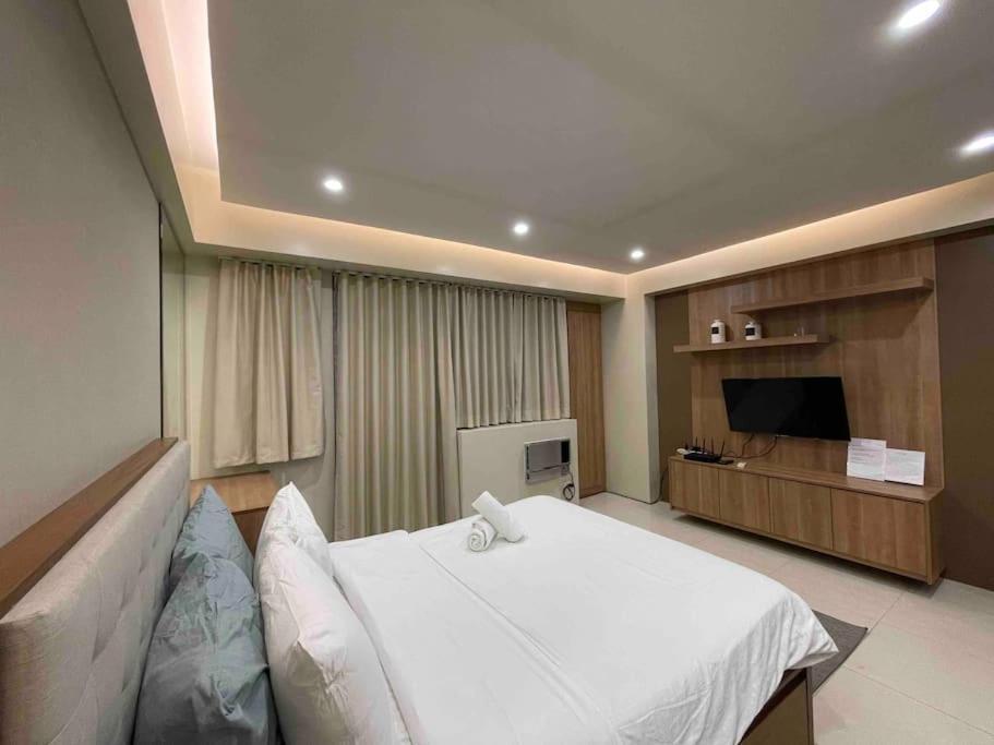 Cozy Near Naia T3 @ Palm Tree *