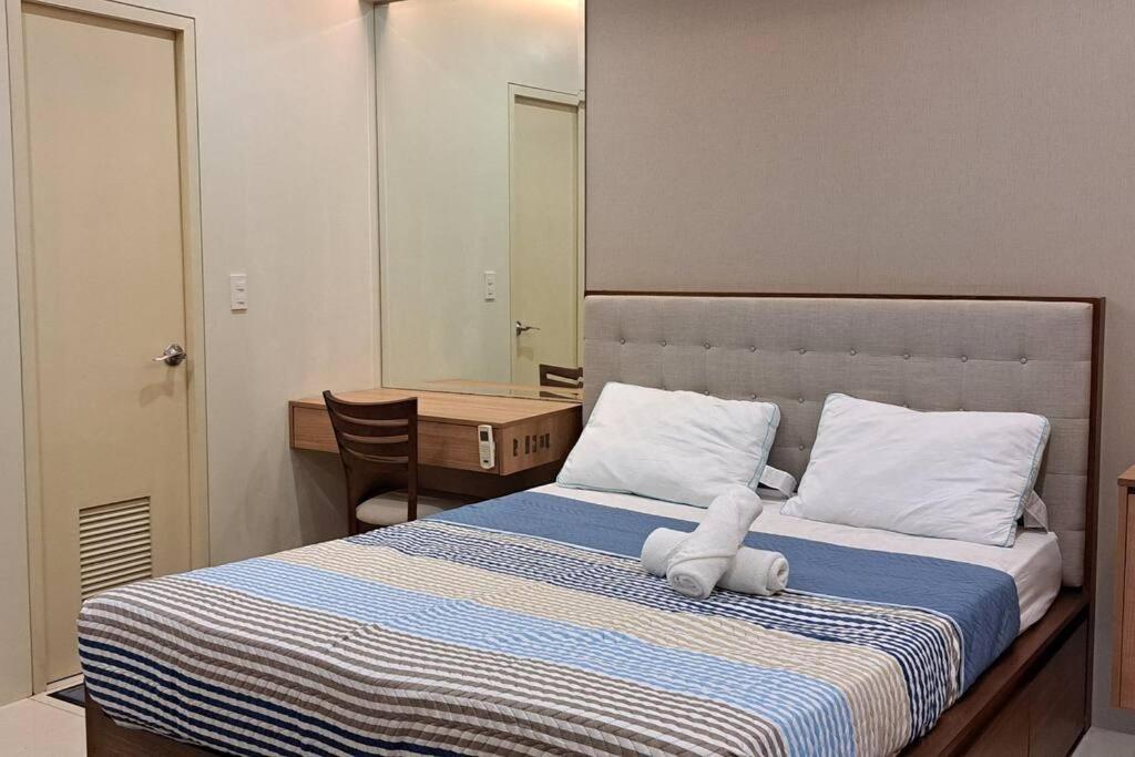 Cozy Near Naia T3 @ Palm Tree