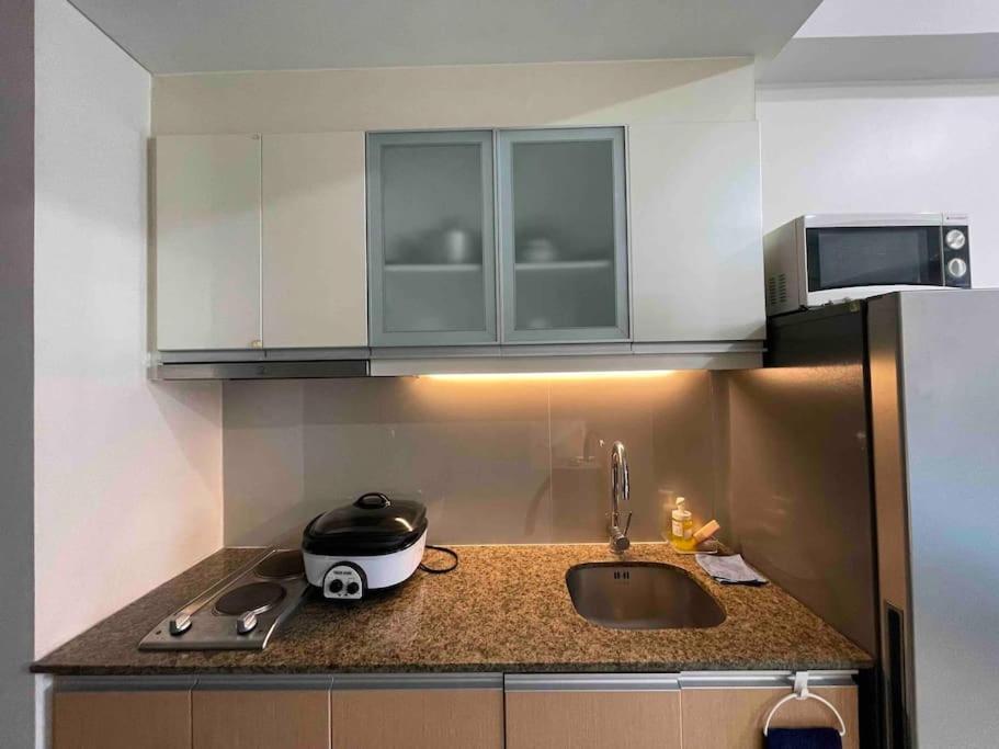 Cozy Near Naia Terminal 3 Manila