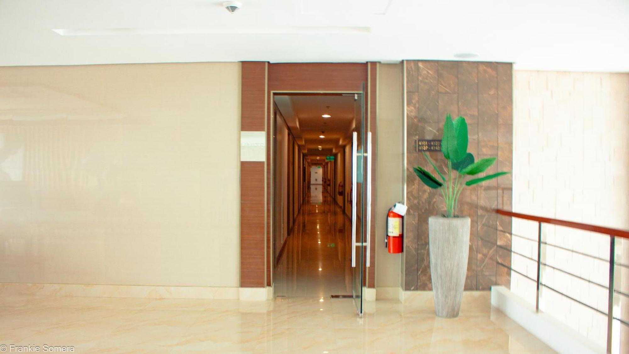 Apartment Coast Penthouse In Pasay, Metro Near Sm Mall Of Asia, Ninoy Aquino International Airport, World Trade Center, Star City, Intramuros Manila