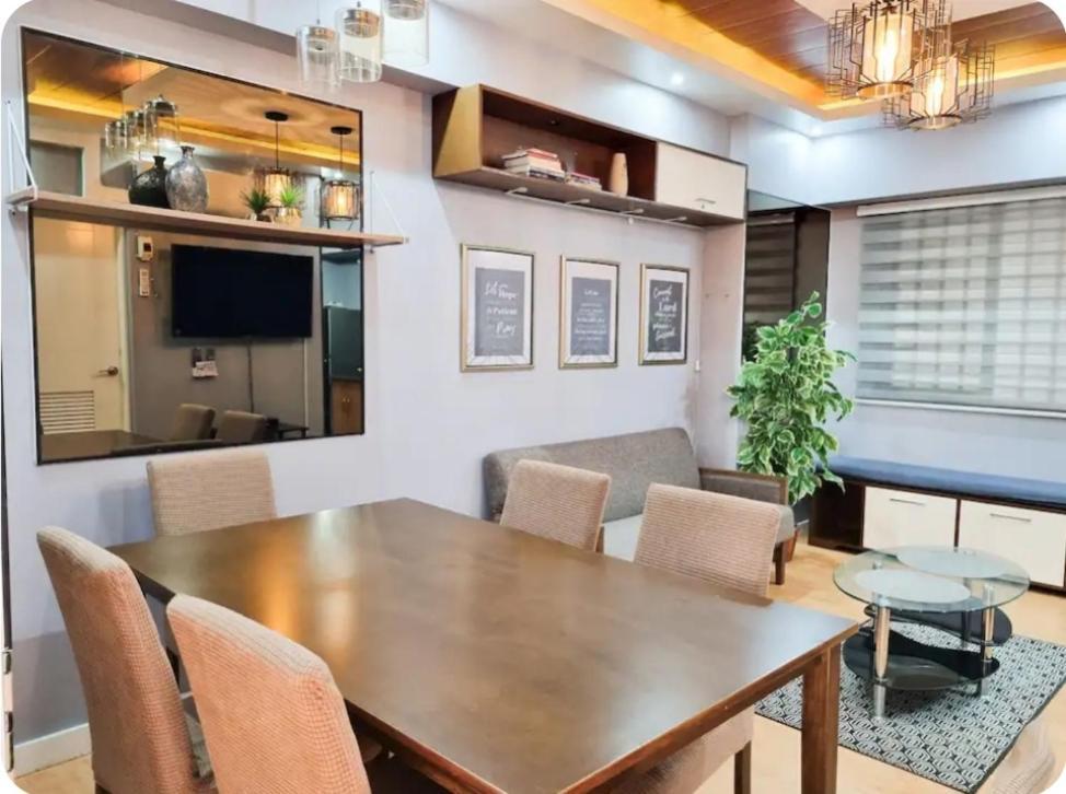 Elegant & Spacious Two-Bedroom Condo At Torre De Manila Condo With Breathtaking Views, Perfect For Relaxation & Comfort *