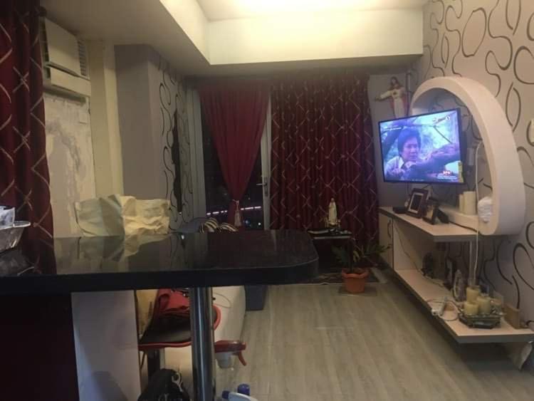 Avida San Lorenzo Apartment