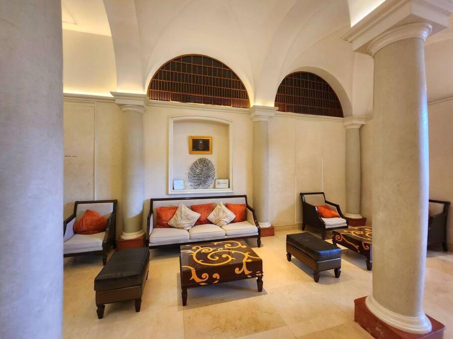 Enjoy Bay Sunset & Skyline 1br W/ Balcony Manila