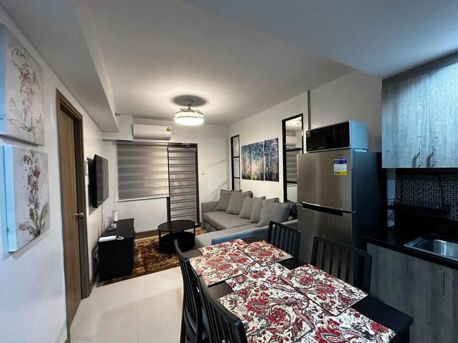 S Residences 2bedroom W/ Balcony At Entertainment Pasay Apartment
