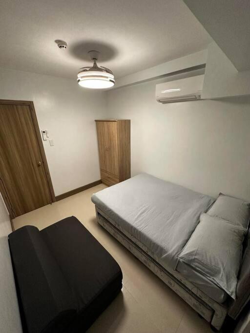 S Residences 2bedroom W/ Balcony At Entertainment Pasay Apartment *
