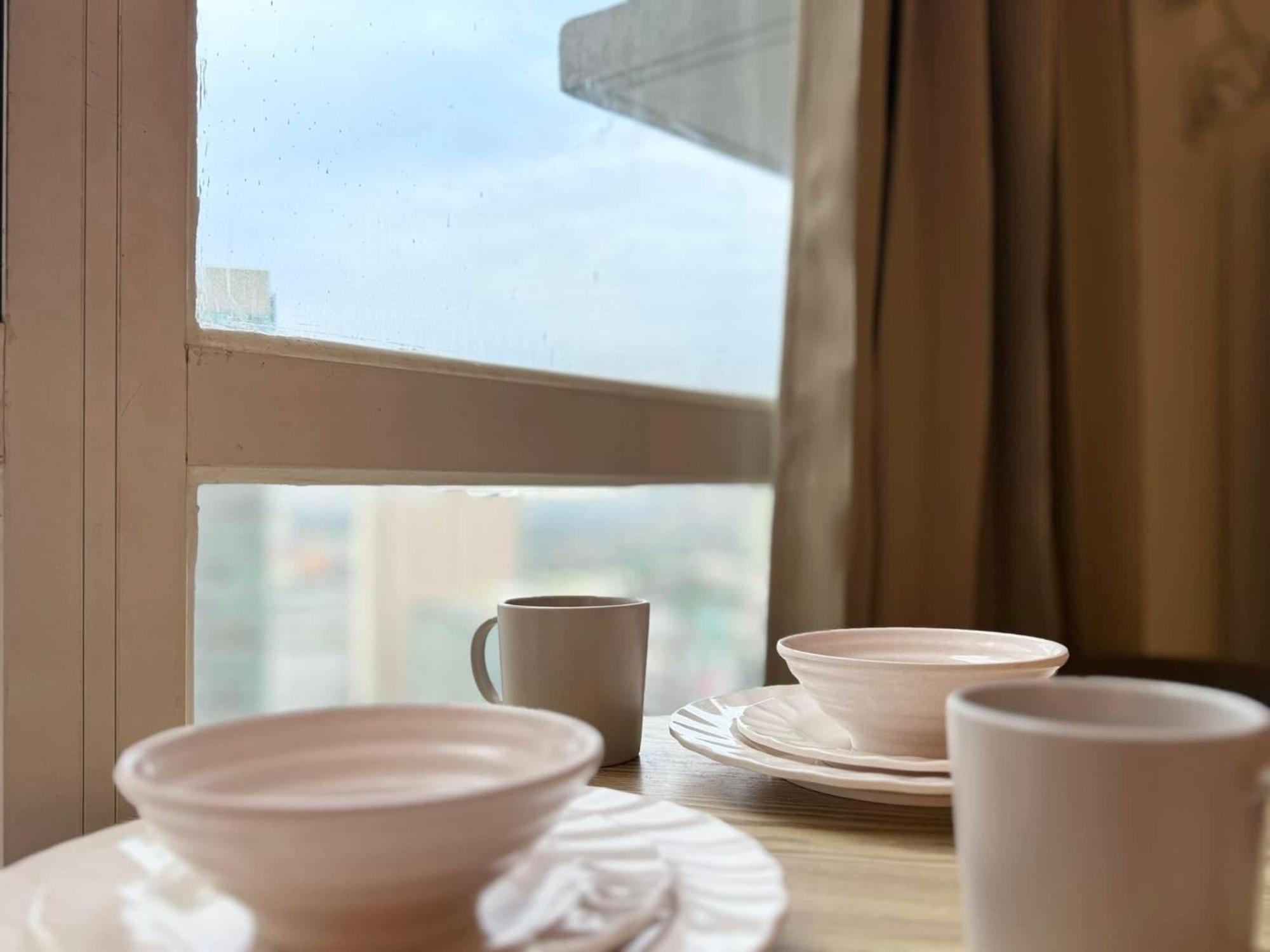 Apartment Camari Mandaluyong Staycation 2 With Ps4, 400mbps Wifi, Pool, Netflix Near Mrt Boni, Bgc, Megamall, Makati *