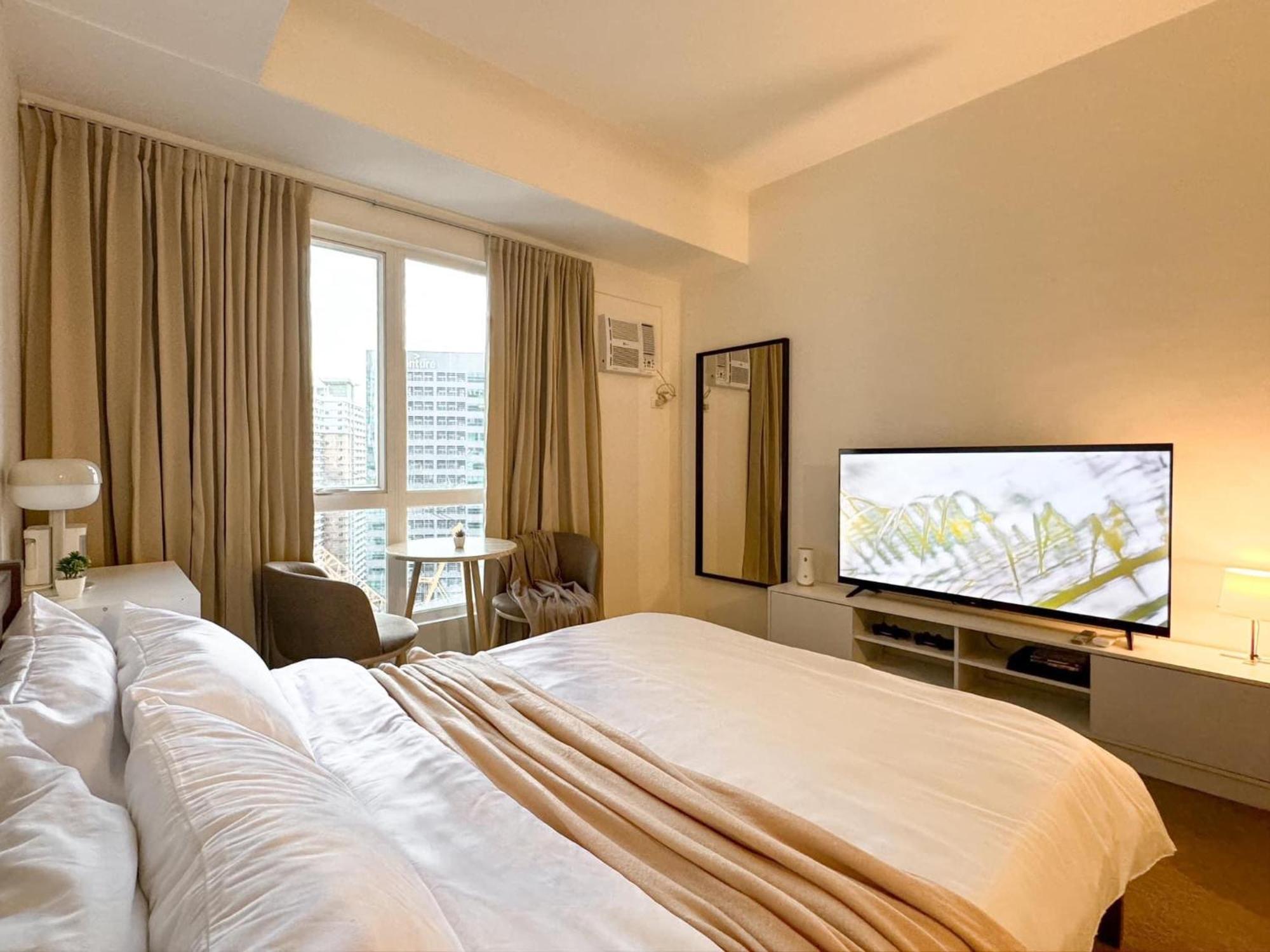 Apartment Camari Mandaluyong Staycation 2 With Ps4, 400mbps Wifi, Pool, Netflix Near Mrt Boni, Bgc, Megamall, Makati *