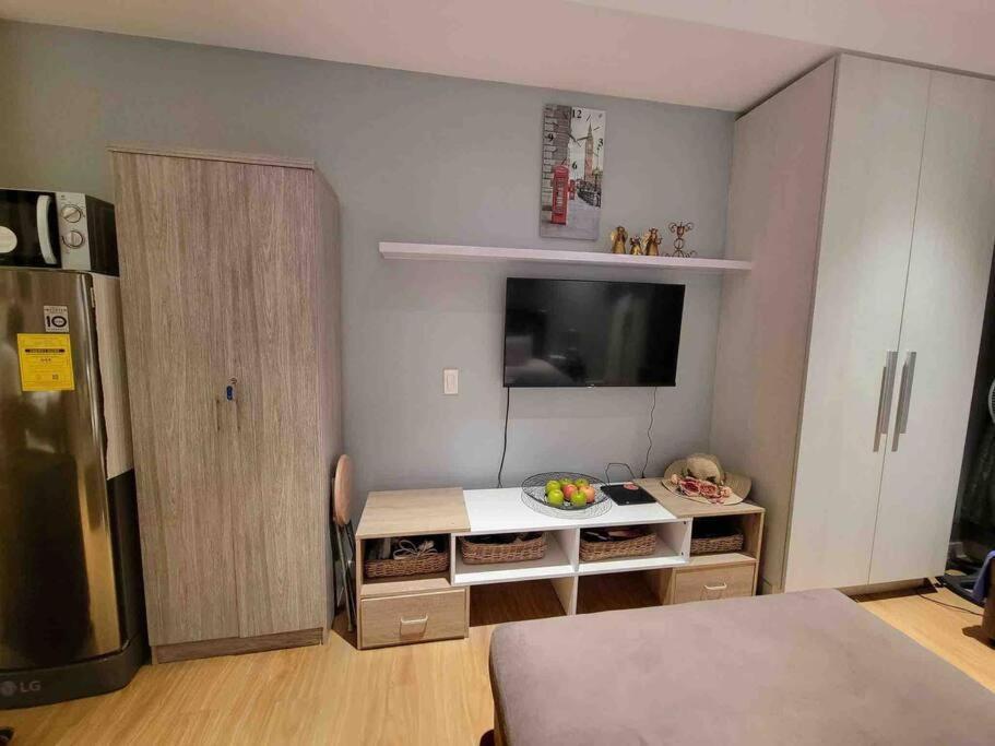 Apartment Bright Comfy W/wifi Near Makati/manila/philippines *