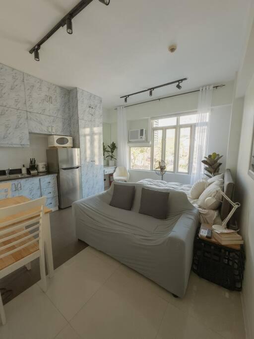 Cozy In Stamford Executive Residences Apartment Manila