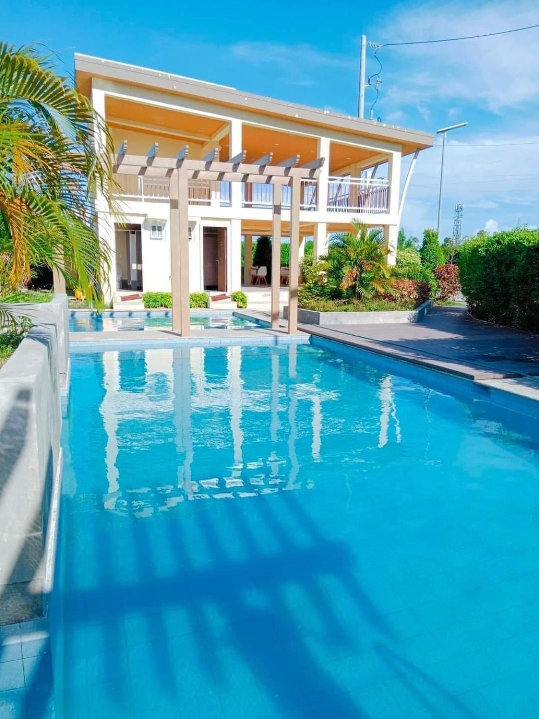 Coho The Hermosa - Staycation Unit And Balcony View With Swimming Pool And Open Court Access Apartment