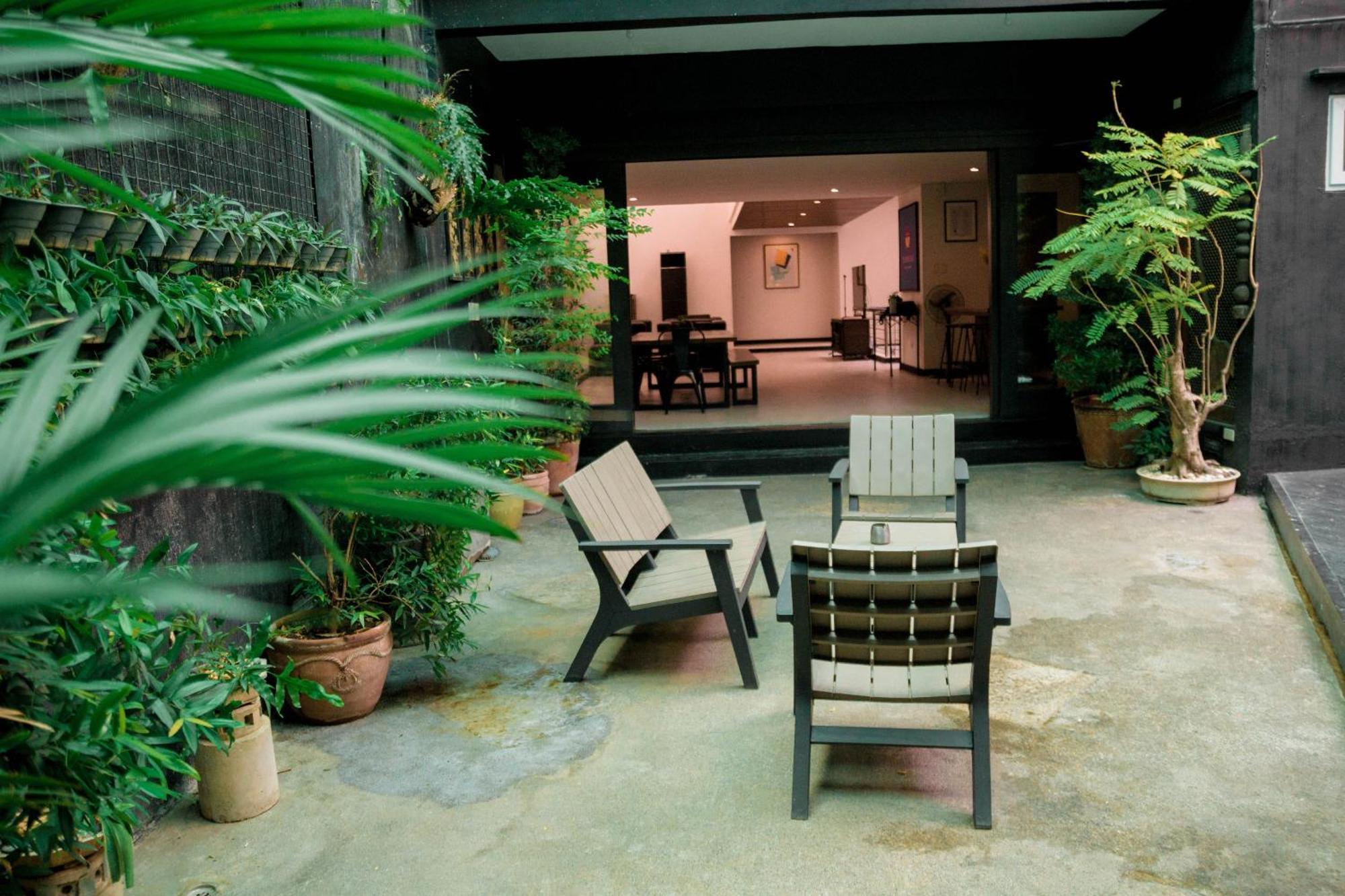 Tropical Poolhouse Qc Apartamento *