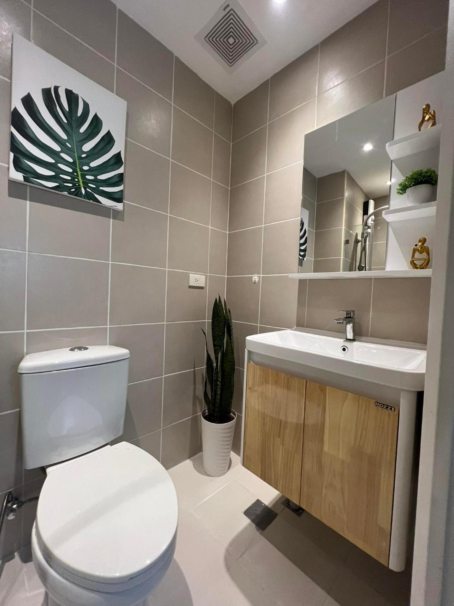Luxury By Pn Leonardo Apartment Manila