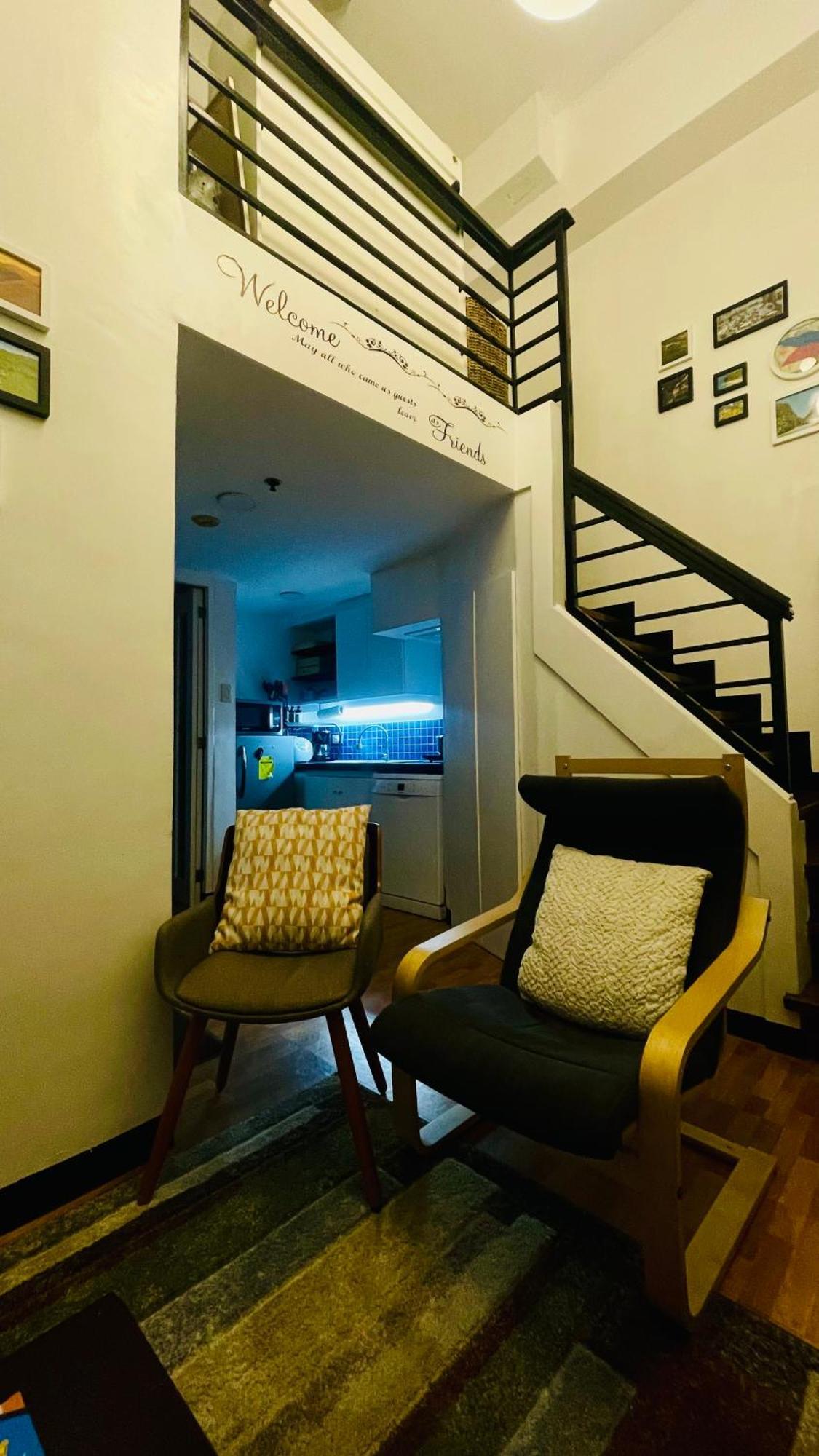 2 Bedroom In The Center Of Mm Manila
