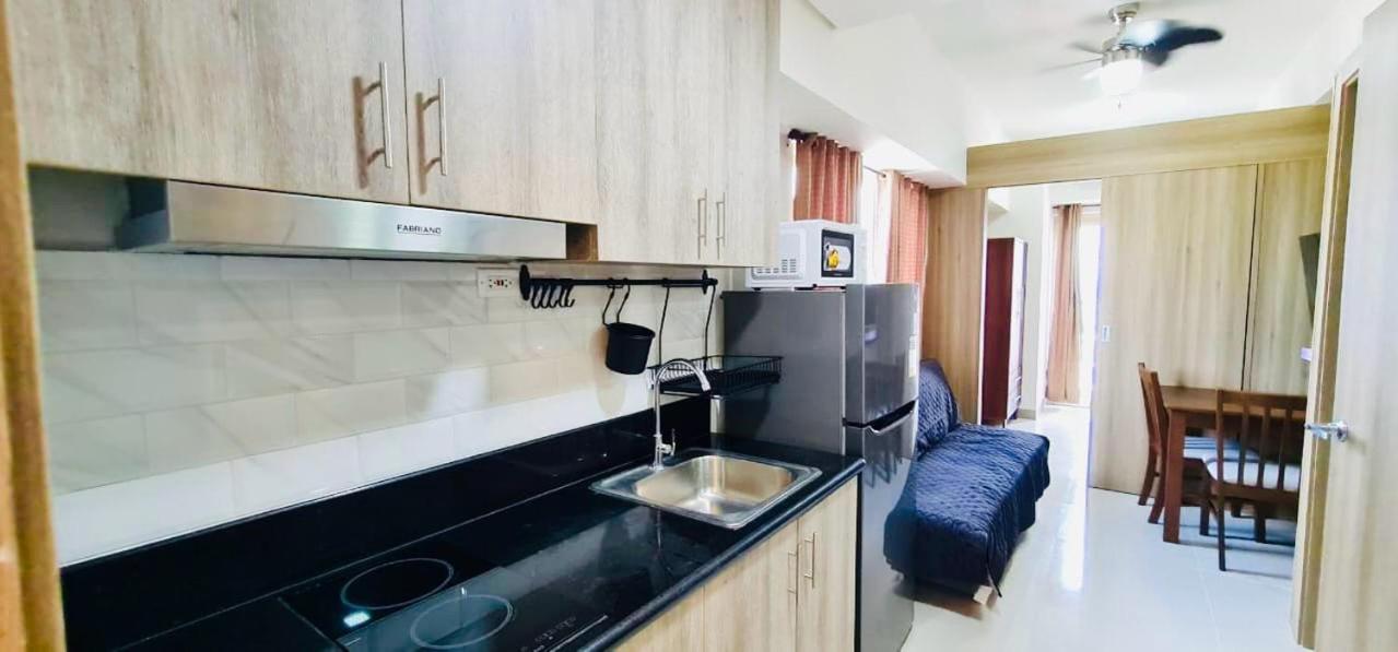 Cozy Two Bedroom Family At Coast Residences Near Picc, Wtc & Moa Apartment *