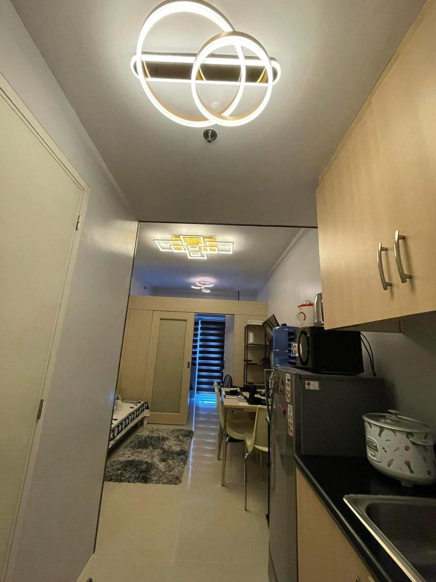 Apartment Ac Condotel @ Smdc Light Residences