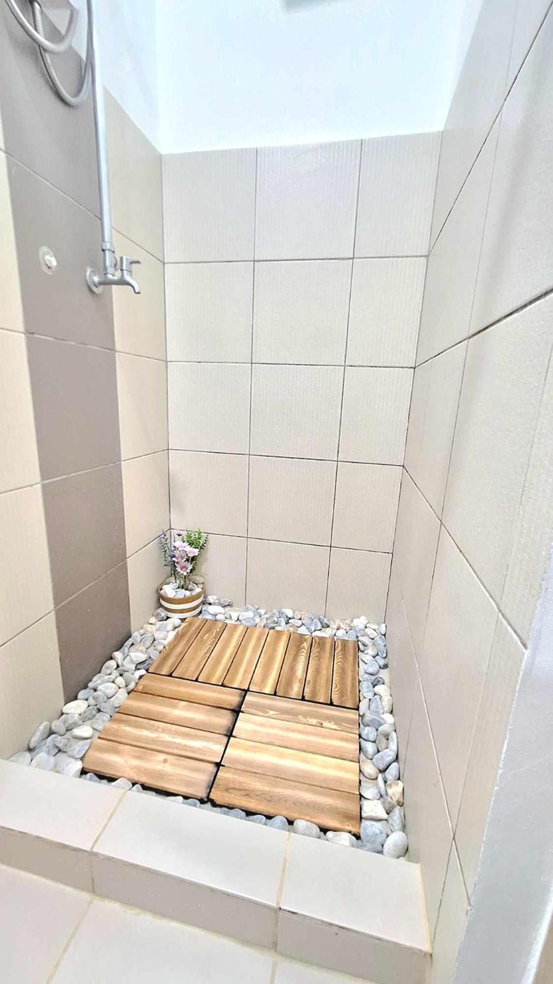Apartment Bright And Cozy 1 Bedroom With Balcony Pool View And Wifi In Grace Residences Manila