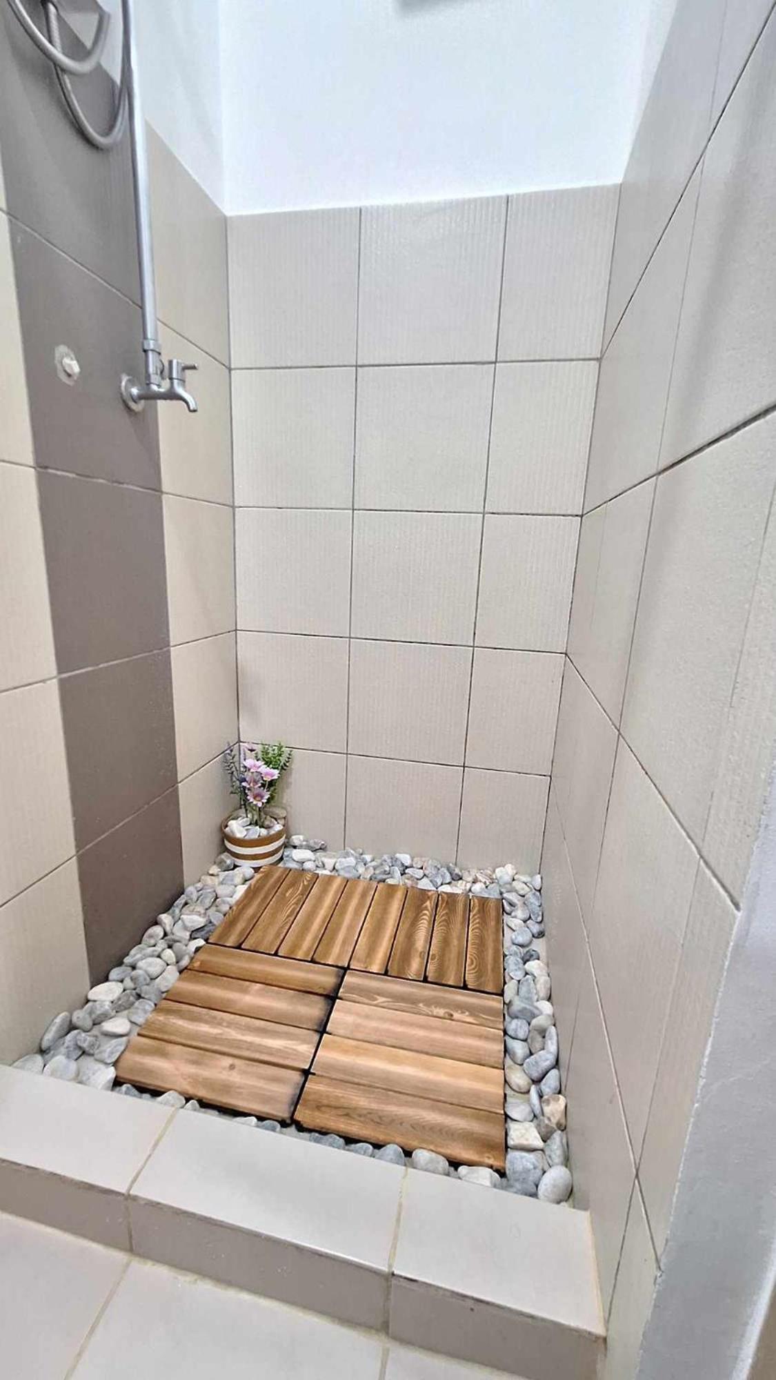 Apartment Bright And Cozy 1 Bedroom With Balcony Pool View And Wifi In Grace Residences