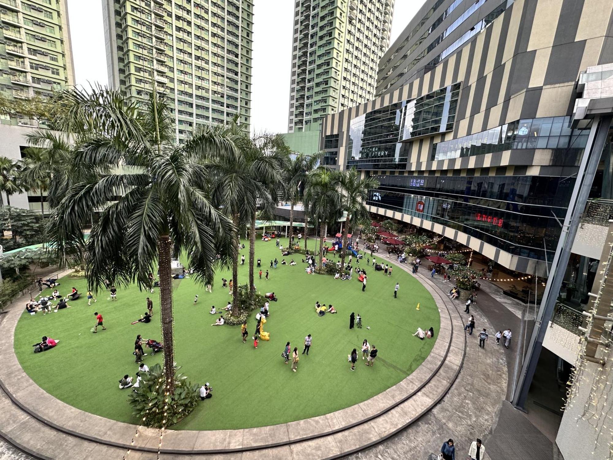 Sweetsuites At Pine Crest #t1-526 * Manila