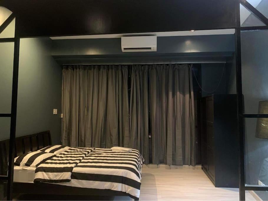 Knightbridge Residences 1br Unit With View Makati Apartment *