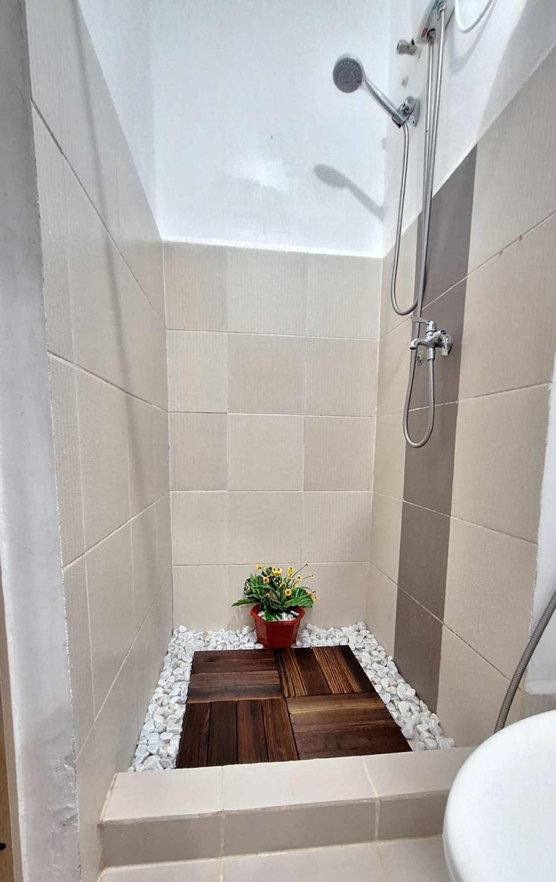 Cozy 1 Bed Unit Wifi In Grace Residences Taguig *